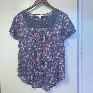 Liz Claiborne Gray Blouse with Pink Floral Pattern